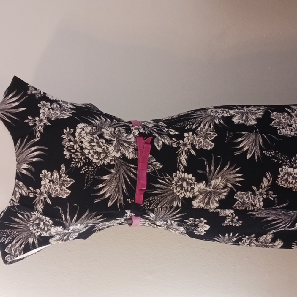 Shelby & Palmer black, white flower dress flares removable pink bow dress